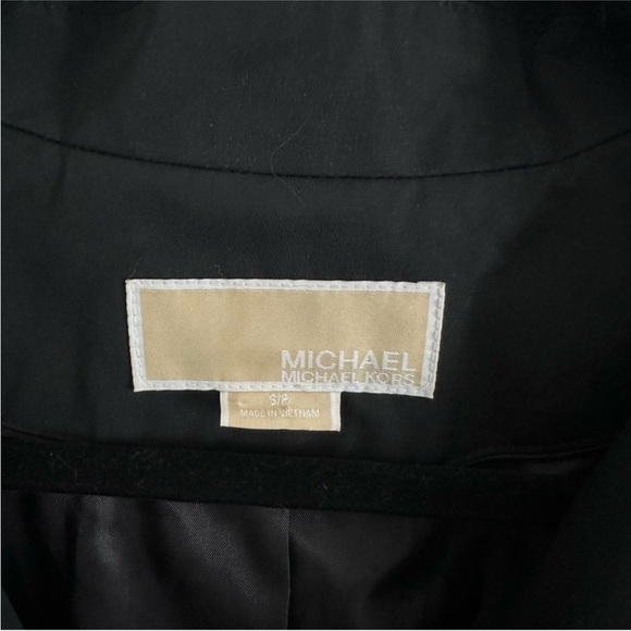 Size S Michael Kors Spring Button Up Belted Trench Coat - Picture 5 of 5